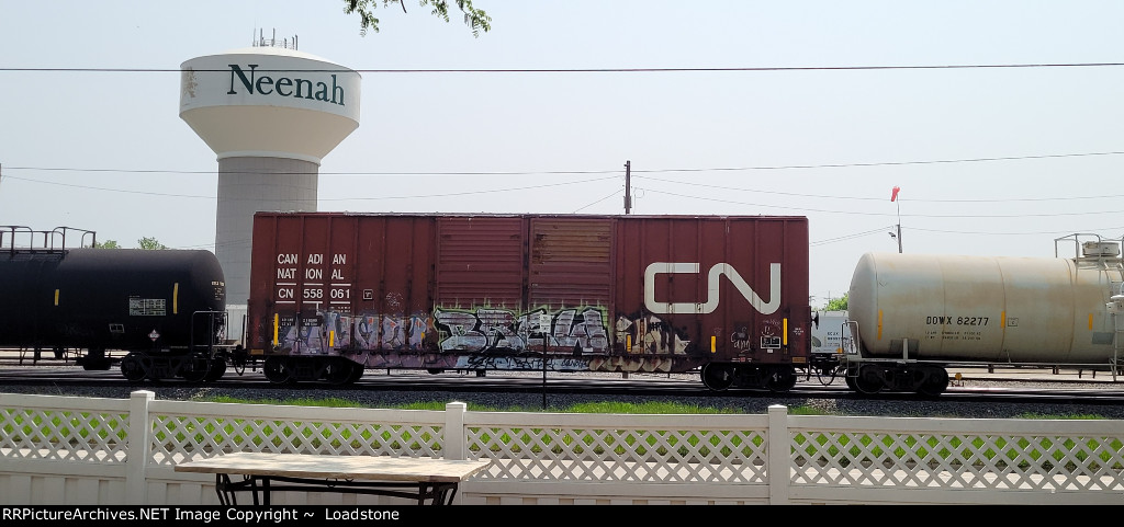 CN 558061